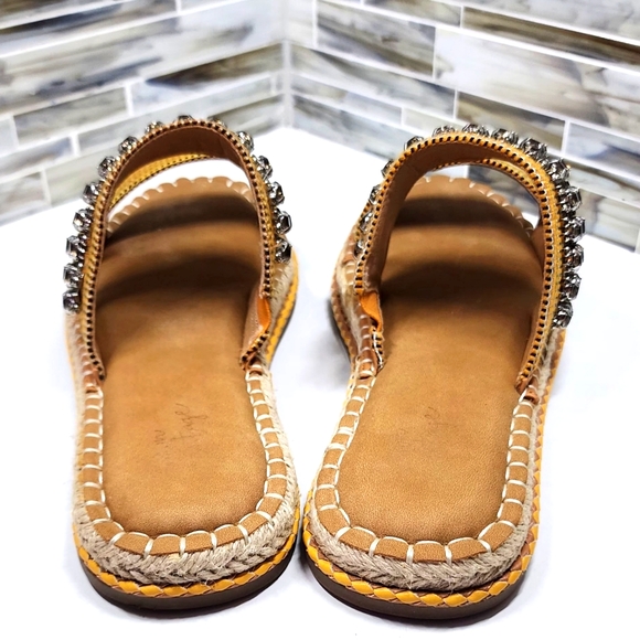 Crown Vintage Sandals - Picture 2 of 6